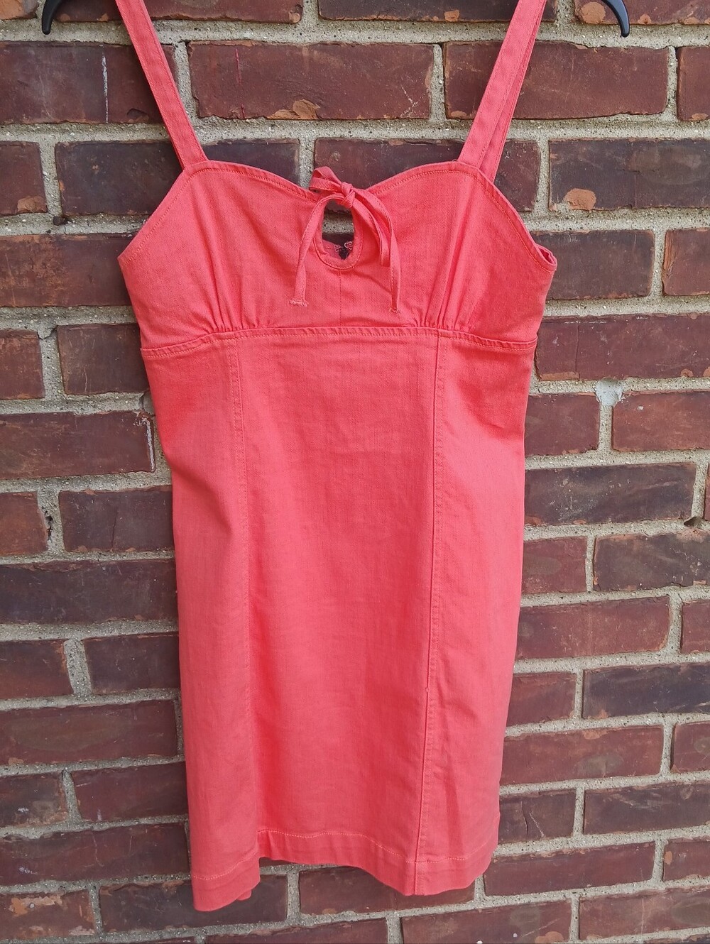 Size M Giani Bini Coral Tie-Front Mini Denim Dress